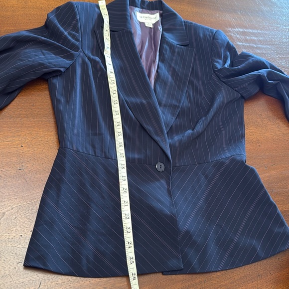 Liz Claiborne Suits New 2 Piece Coat & Pants Size 10 Stripe About Town Business - Picture 8 of 17